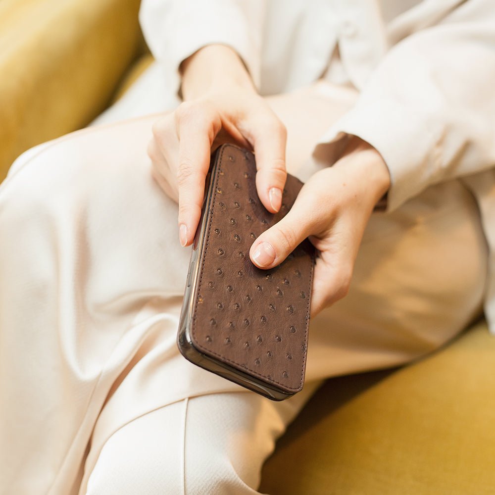 Ostrich Leather Case iPhone 13 Pro Max Brown | Marcel Robert - 1