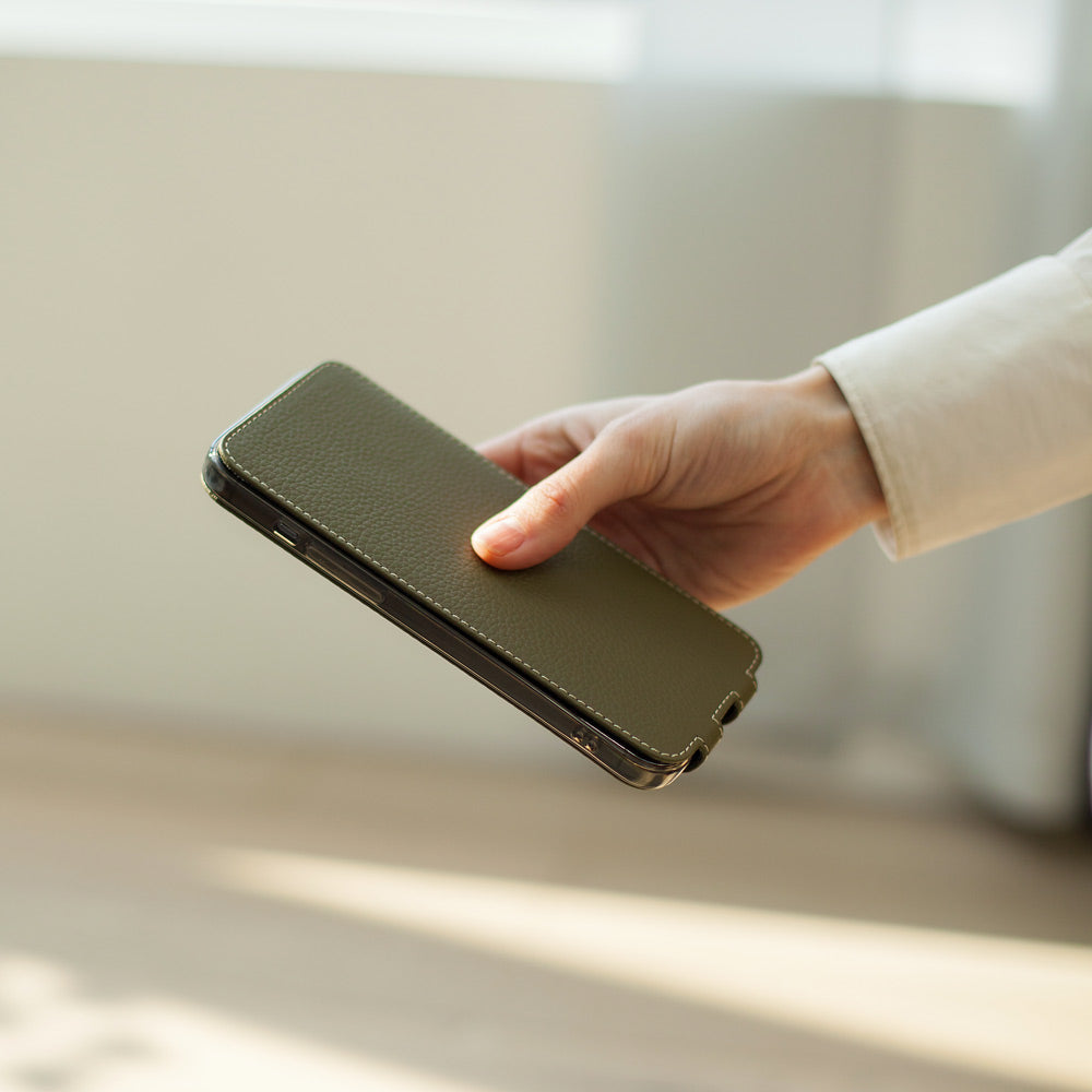 case iPhone 13 green | Marcel Robert