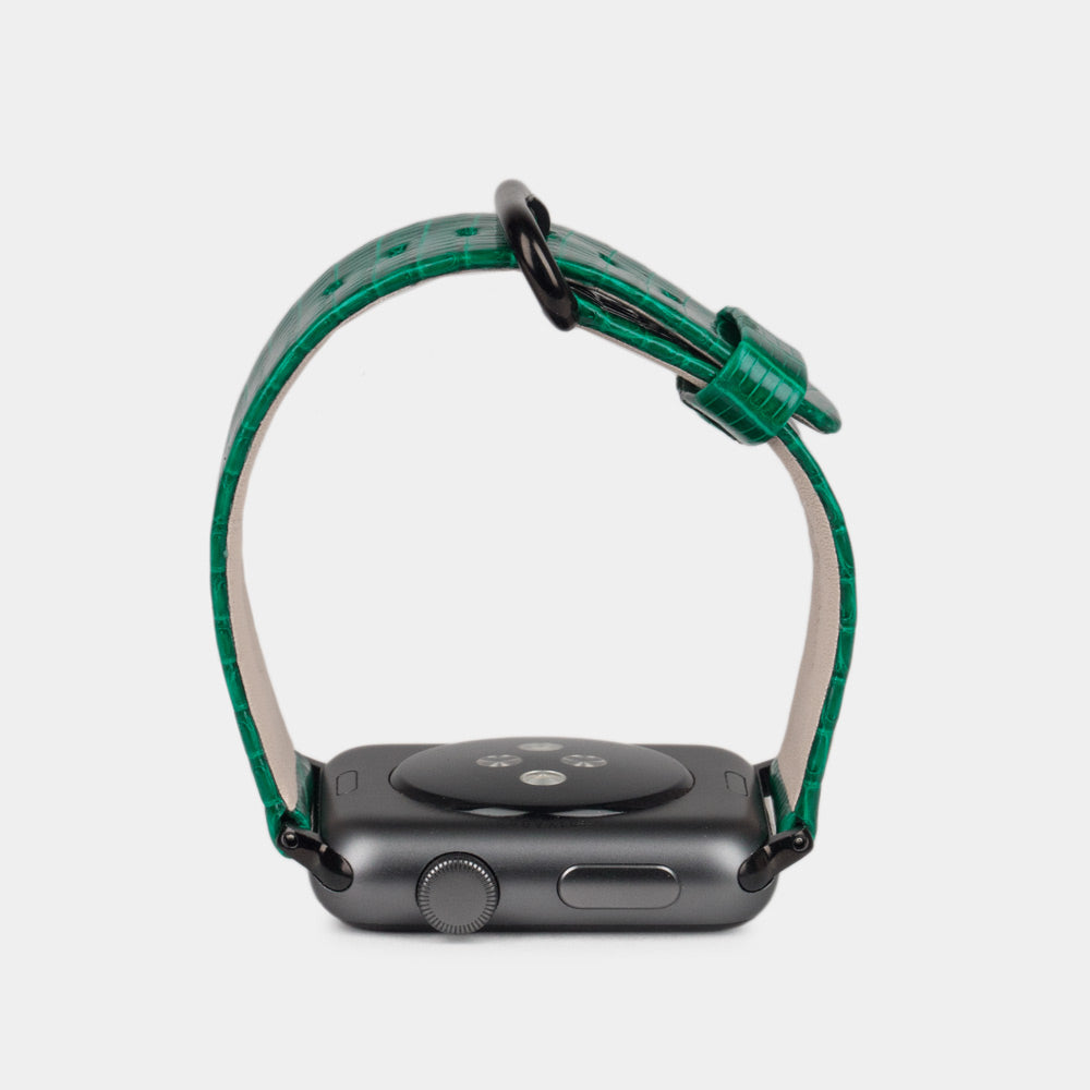 green lizard strap apple watch black adapters and buckle profile view
