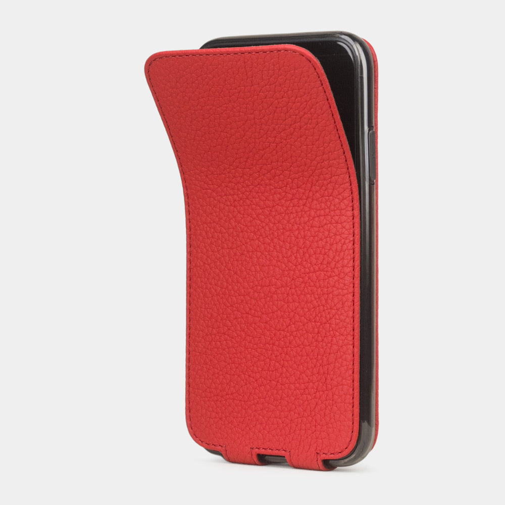 Premium Leather Case iPhone 11 Red | Marcel Robert - 1