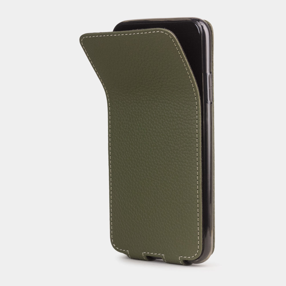 case iPhone 11 Pro green | Marcel Robert