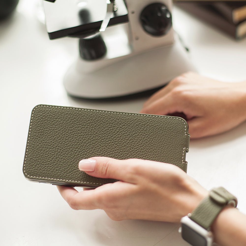 case iPhone 11 Pro green | Marcel Robert