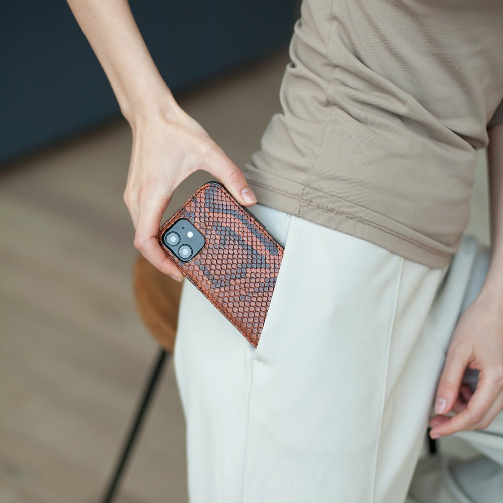 Premium Python Case iPhone 12 mini Gold | Marcel Robert - 8