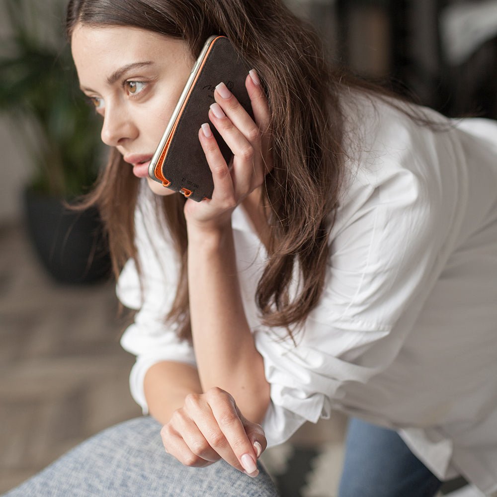 Premium Leather Case iPhone SE 2020 Orange | Marcel Robert - 7