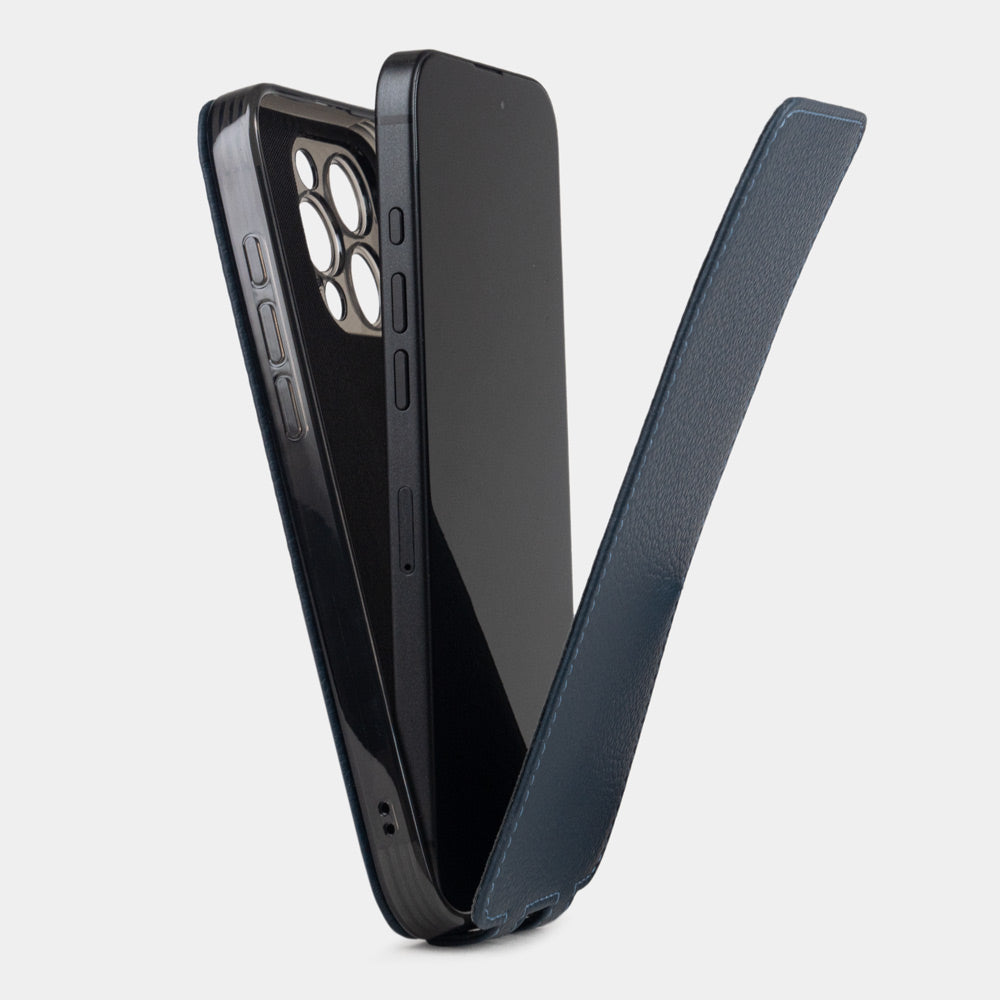 Premium leather flip case iPhone 16 Pro blue | Marcel Robert - 2