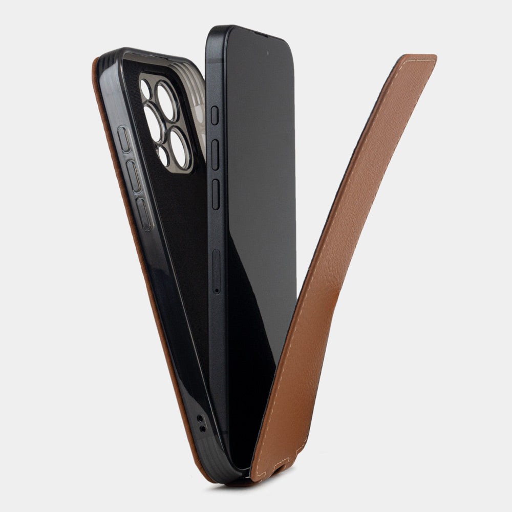 case iPhone 16 pro gold | Marcel Robert