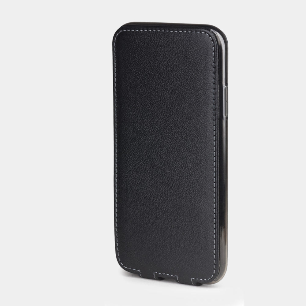 Calf Leather Case iPhone XR Black | Marcel Robert - 3
