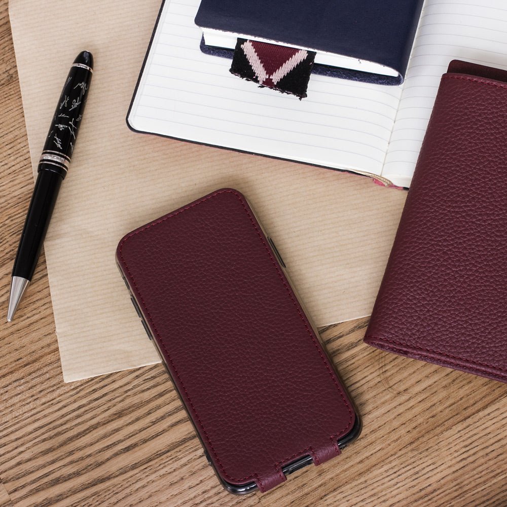 Premium Leather Case iPhone XR Bordeaux | Marcel Robert - 2